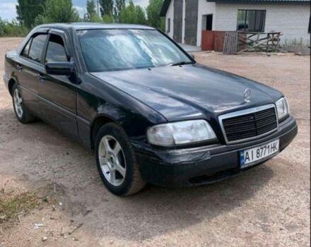 Синий Мерседес Ц-Класс, объемом двигателя 2.2 л и пробегом 330 тыс. км за 2000 $, фото 2 на Automoto.ua