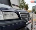 Синий Мерседес Ц-Класс, объемом двигателя 2 л и пробегом 468 тыс. км за 1990 $, фото 30 на Automoto.ua
