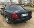 Синій Мерседес Ц-Клас, об'ємом двигуна 1.8 л та пробігом 444 тис. км за 2600 $, фото 3 на Automoto.ua