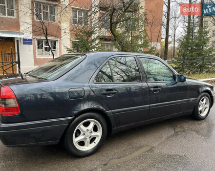 Синій Мерседес Ц-Клас, об'ємом двигуна 1.8 л та пробігом 294 тис. км за 2999 $, фото 4 на Automoto.ua