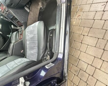 Синій Мерседес Ц-Клас, об'ємом двигуна 2.2 л та пробігом 636 тис. км за 2999 $, фото 8 на Automoto.ua