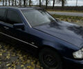 Мерседес Ц-Клас 1997 у Ромнах на Automoto.ua Синій Мерседес Ц-Клас, об'ємом двигуна 2.5 л та пробігом 500 тис. км за 2999 $, фото 12 на Automoto.ua