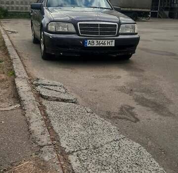 Мерседес Ц-Класс 1997 в Киеве на Automoto.ua Синий Мерседес Ц-Класс, объемом двигателя 2 л и пробегом 405 тыс. км за 2200 $, фото 10 на Automoto.ua