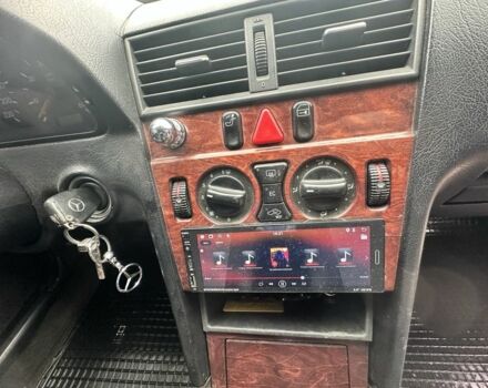 Синій Мерседес Ц-Клас, об'ємом двигуна 2.2 л та пробігом 636 тис. км за 2999 $, фото 9 на Automoto.ua