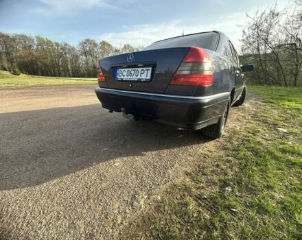Синій Мерседес Ц-Клас, об'ємом двигуна 2.2 л та пробігом 636 тис. км за 2999 $, фото 17 на Automoto.ua