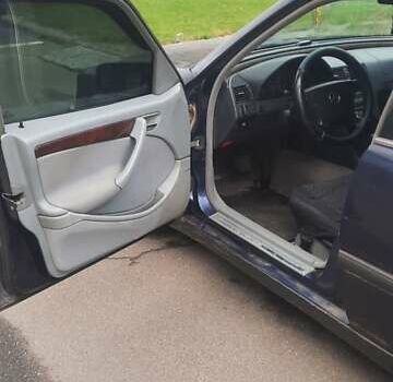 Мерседес Ц-Класс 1997 в Киеве на Automoto.ua Синий Мерседес Ц-Класс, объемом двигателя 2 л и пробегом 405 тыс. км за 2200 $, фото 8 на Automoto.ua