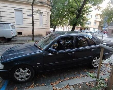 Синий Мерседес Ц-Класс, объемом двигателя 1.8 л и пробегом 537 тыс. км за 3300 $, фото 9 на Automoto.ua