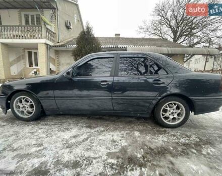 Синій Мерседес Ц-Клас, об'ємом двигуна 1.8 л та пробігом 390 тис. км за 3600 $, фото 2 на Automoto.ua