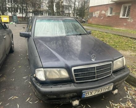 Синій Мерседес Ц-Клас, об'ємом двигуна 1.8 л та пробігом 200 тис. км за 1538 $, фото 5 на Automoto.ua