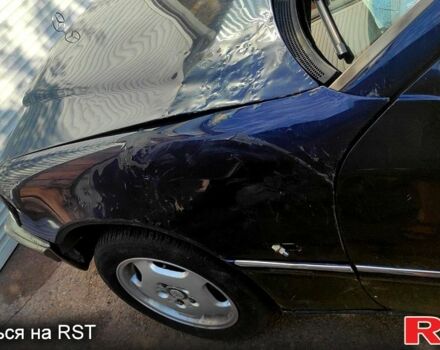 Синий Мерседес Ц-Класс, объемом двигателя 2.8 л и пробегом 330 тыс. км за 1600 $, фото 7 на Automoto.ua