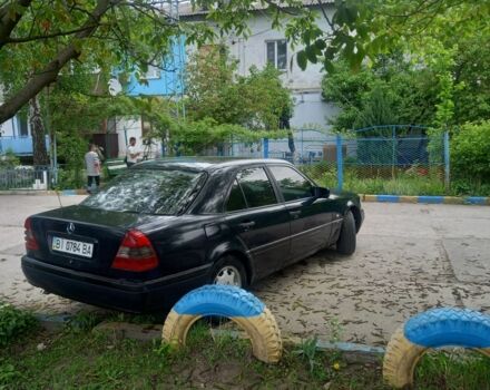 Синій Мерседес Ц-Клас, об'ємом двигуна 0.18 л та пробігом 350 тис. км за 2650 $, фото 4 на Automoto.ua