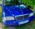 Синій Мерседес Ц-Клас, об'ємом двигуна 1.8 л та пробігом 430 тис. км за 2600 $, фото 1 на Automoto.ua