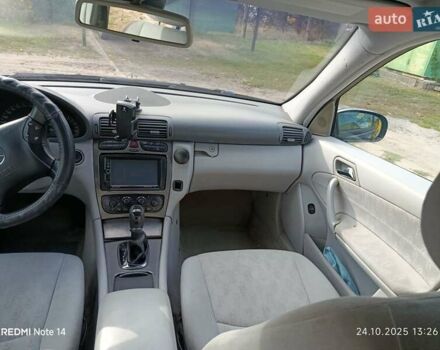 Мерседес Ц-Клас 2000 у Кам'янське (Дніпродзержинськ) на Automoto.ua Синій Мерседес Ц-Клас, об'ємом двигуна 2.15 л та пробігом 330 тис. км за 4450 $, фото 15 на Automoto.ua