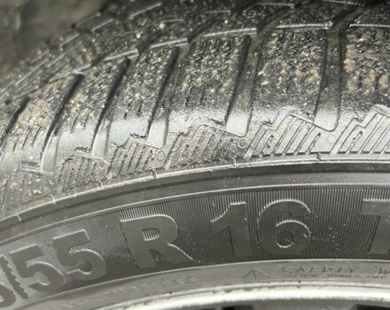 Синій Мерседес Ц-Клас, об'ємом двигуна 2 л та пробігом 320 тис. км за 2500 $, фото 5 на Automoto.ua