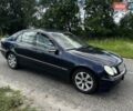 Синий Мерседес Ц-Класс, объемом двигателя 2 л и пробегом 340 тыс. км за 4400 $, фото 1 на Automoto.ua