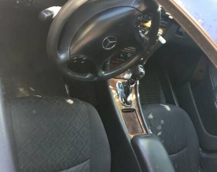 Синий Мерседес Ц-Класс, объемом двигателя 2 л и пробегом 320 тыс. км за 2500 $, фото 13 на Automoto.ua