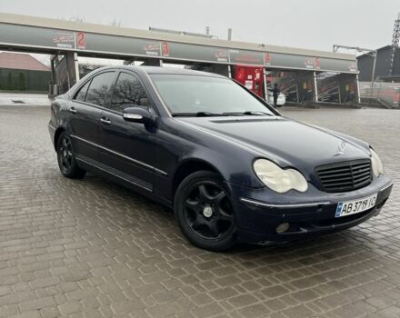 Синій Мерседес Ц-Клас, об'ємом двигуна 2 л та пробігом 320 тис. км за 2500 $, фото 7 на Automoto.ua