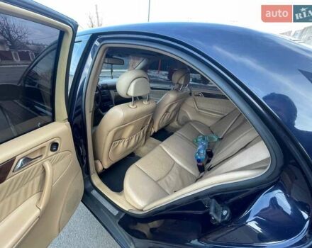 Синий Мерседес Ц-Класс, объемом двигателя 2.69 л и пробегом 380 тыс. км за 5000 $, фото 10 на Automoto.ua