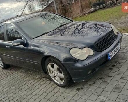Синій Мерседес Ц-Клас, об'ємом двигуна 2.1 л та пробігом 450 тис. км за 4150 $, фото 11 на Automoto.ua