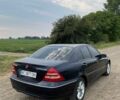 Синій Мерседес Ц-Клас, об'ємом двигуна 2 л та пробігом 263 тис. км за 4000 $, фото 6 на Automoto.ua