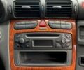Синий Мерседес Ц-Класс, объемом двигателя 2.1 л и пробегом 276 тыс. км за 3500 $, фото 25 на Automoto.ua