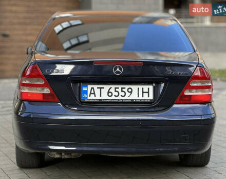 Синій Мерседес Ц-Клас, об'ємом двигуна 2 л та пробігом 295 тис. км за 3499 $, фото 9 на Automoto.ua
