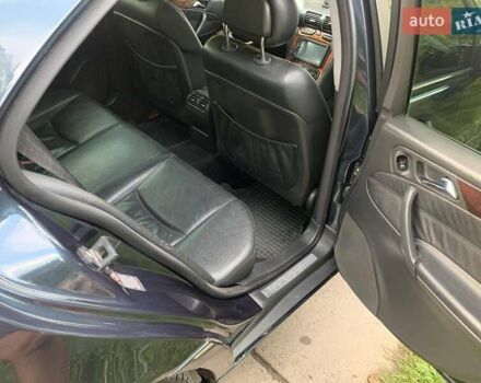 Синій Мерседес Ц-Клас, об'ємом двигуна 2.15 л та пробігом 330 тис. км за 5600 $, фото 3 на Automoto.ua