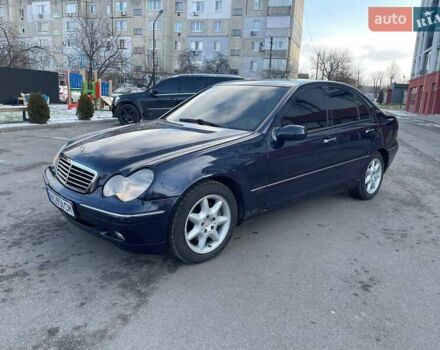 Синий Мерседес Ц-Класс, объемом двигателя 2.69 л и пробегом 380 тыс. км за 5000 $, фото 15 на Automoto.ua