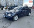 Синий Мерседес Ц-Класс, объемом двигателя 2.69 л и пробегом 380 тыс. км за 5000 $, фото 15 на Automoto.ua