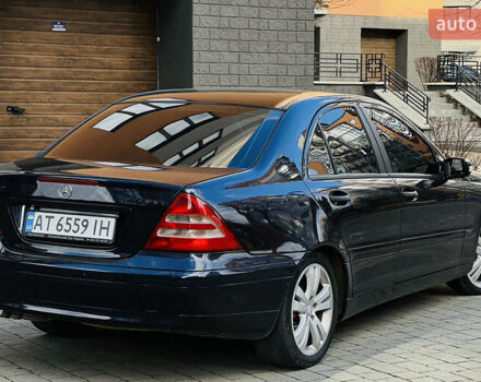 Синій Мерседес Ц-Клас, об'ємом двигуна 2 л та пробігом 295 тис. км за 3499 $, фото 7 на Automoto.ua