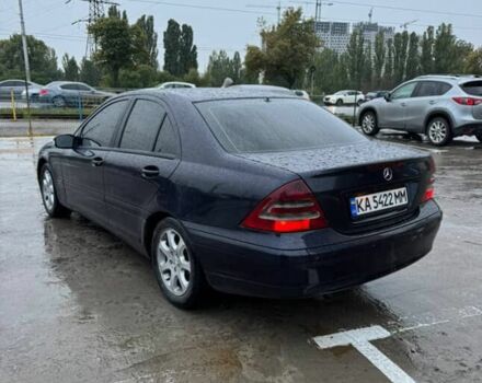 Мерседес Ц-Клас 2001 у Репке на Automoto.ua Синій Мерседес Ц-Клас, об'ємом двигуна 2.1 л та пробігом 277 тис. км за 4300 $, фото 2 на Automoto.ua