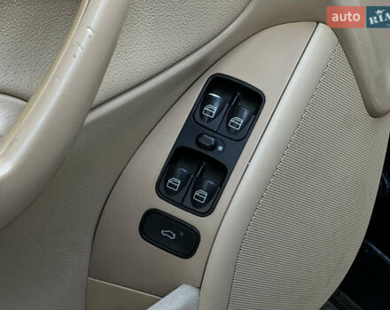 Синій Мерседес Ц-Клас, об'ємом двигуна 2 л та пробігом 295 тис. км за 3499 $, фото 17 на Automoto.ua