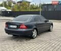 Синий Мерседес Ц-Класс, объемом двигателя 2 л и пробегом 275 тыс. км за 4299 $, фото 4 на Automoto.ua