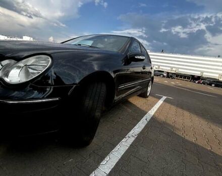 Синій Мерседес Ц-Клас, об'ємом двигуна 2 л та пробігом 260 тис. км за 5200 $, фото 2 на Automoto.ua
