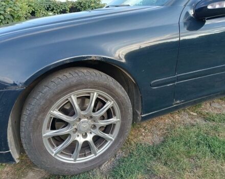 Синий Мерседес Ц-Класс, объемом двигателя 2 л и пробегом 429 тыс. км за 2600 $, фото 5 на Automoto.ua