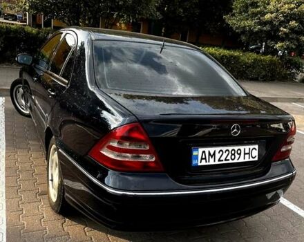 Синій Мерседес Ц-Клас, об'ємом двигуна 2 л та пробігом 260 тис. км за 5200 $, фото 8 на Automoto.ua