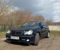 Синій Мерседес Ц-Клас, об'ємом двигуна 1.8 л та пробігом 274 тис. км за 5000 $, фото 1 на Automoto.ua