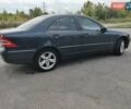 Синий Мерседес Ц-Класс, объемом двигателя 2 л и пробегом 240 тыс. км за 5400 $, фото 6 на Automoto.ua