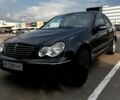 Синий Мерседес Ц-Класс, объемом двигателя 2 л и пробегом 260 тыс. км за 3900 $, фото 1 на Automoto.ua