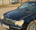 Синій Мерседес Ц-Клас, об'ємом двигуна 2.15 л та пробігом 248 тис. км за 4800 $, фото 1 на Automoto.ua