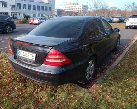 Синій Мерседес Ц-Клас, об'ємом двигуна 1.8 л та пробігом 401 тис. км за 4800 $, фото 11 на Automoto.ua