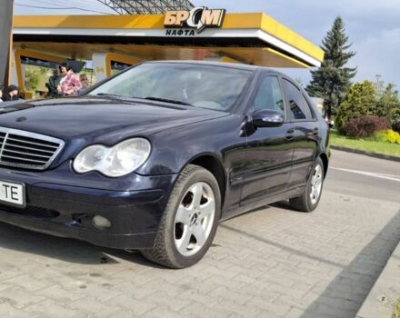 Синій Мерседес Ц-Клас, об'ємом двигуна 1.8 л та пробігом 401 тис. км за 4800 $, фото 18 на Automoto.ua