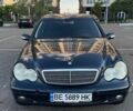 Синий Мерседес Ц-Класс, объемом двигателя 1.8 л и пробегом 250 тыс. км за 5000 $, фото 1 на Automoto.ua