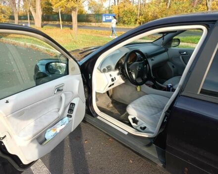 Синій Мерседес Ц-Клас, об'ємом двигуна 1.8 л та пробігом 401 тис. км за 4800 $, фото 8 на Automoto.ua