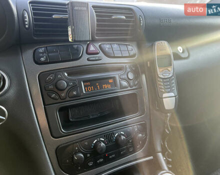 Синій Мерседес Ц-Клас, об'ємом двигуна 0 л та пробігом 231 тис. км за 6300 $, фото 32 на Automoto.ua