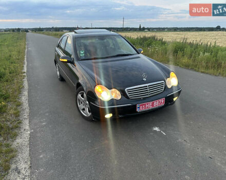 Синій Мерседес Ц-Клас, об'ємом двигуна 1.8 л та пробігом 260 тис. км за 5500 $, фото 1 на Automoto.ua