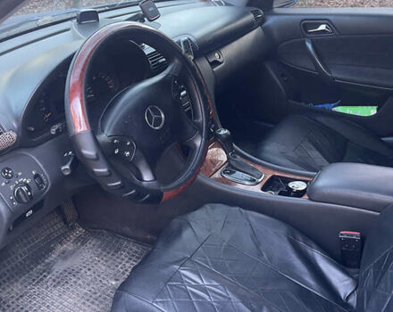 Синій Мерседес Ц-Клас, об'ємом двигуна 1.8 л та пробігом 335 тис. км за 3400 $, фото 11 на Automoto.ua