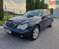 Синій Мерседес Ц-Клас, об'ємом двигуна 1.8 л та пробігом 390 тис. км за 3600 $, фото 1 на Automoto.ua