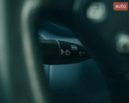 Синий Мерседес Ц-Класс, объемом двигателя 2.15 л и пробегом 459 тыс. км за 4500 $, фото 20 на Automoto.ua