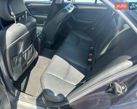 Синій Мерседес Ц-Клас, об'ємом двигуна 1.8 л та пробігом 260 тис. км за 5500 $, фото 22 на Automoto.ua